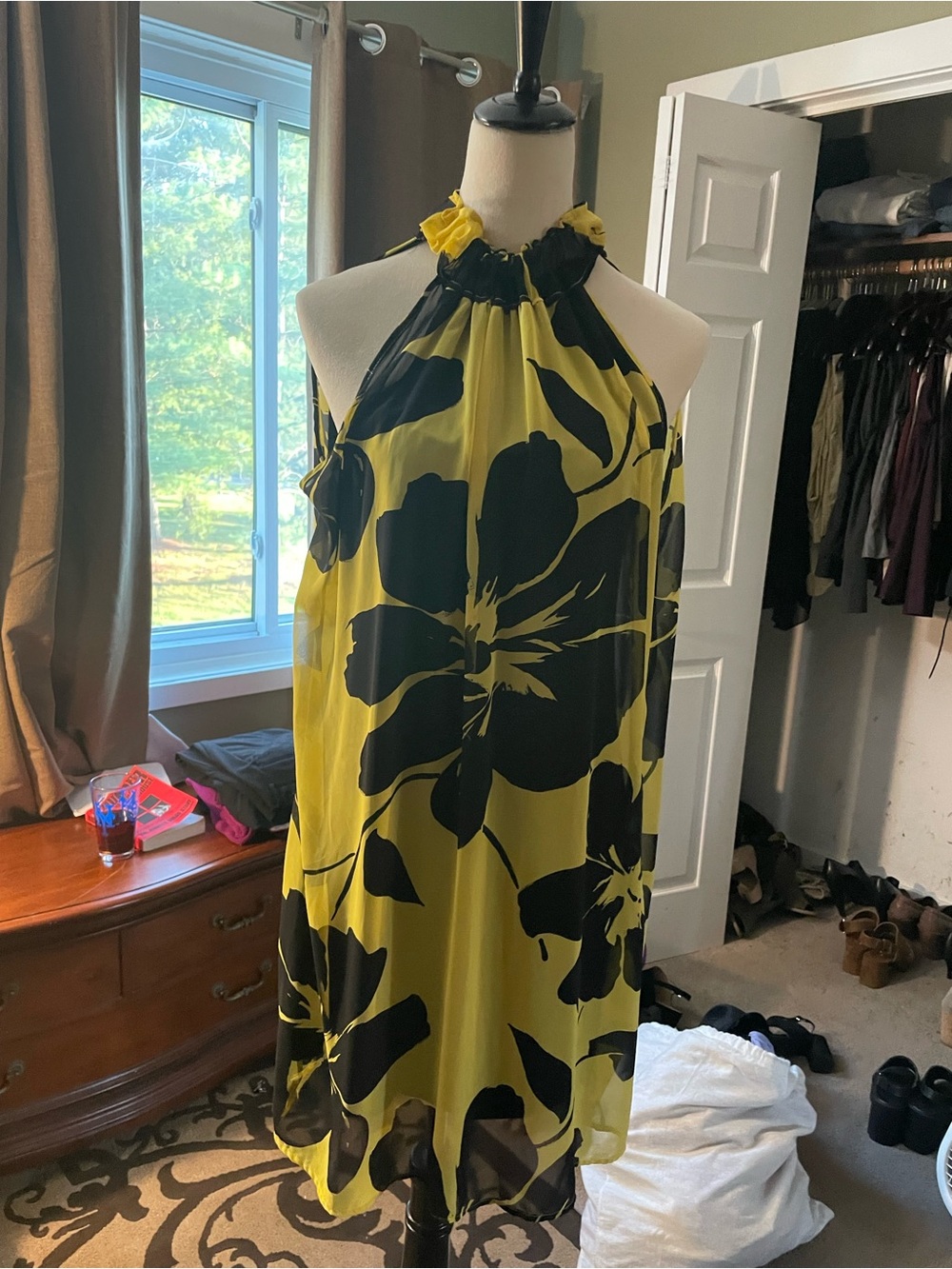 Nally & Millie Yellow and Black One-Shoulder Floral Dress